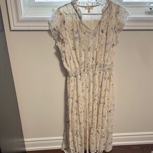 Cream Butterfly-Print Maxi Dress with V-Neck